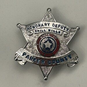 Vintage obsolete police badge- chill wills Texas